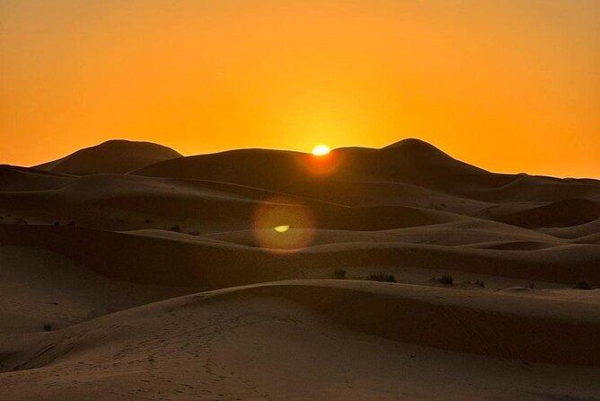 Coucher de soleil privé sur les dunes